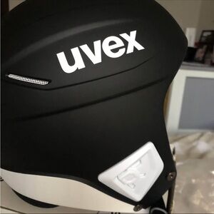 Uvex Race+ Ski Helmet New in the box black mat